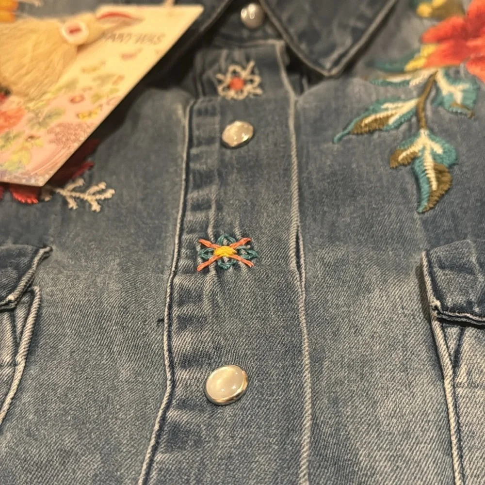 Johnny Was Cara Frayed Westward Denim Shirt NWT RARE - Picture 14 of 15